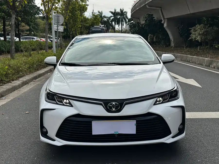 Toyota Corolla, 2022 — фото 2