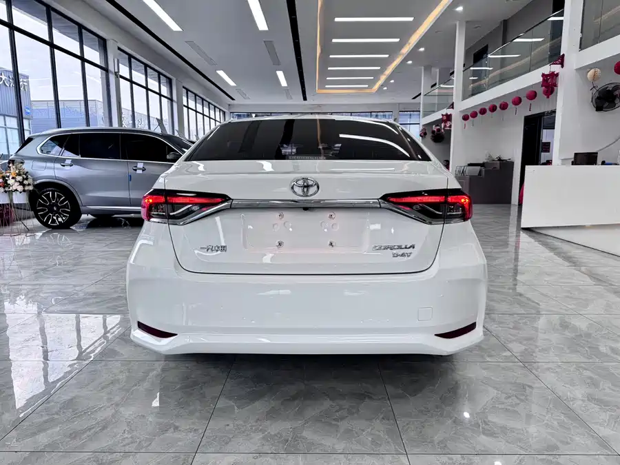 Toyota Corolla, 2021 — фото 4