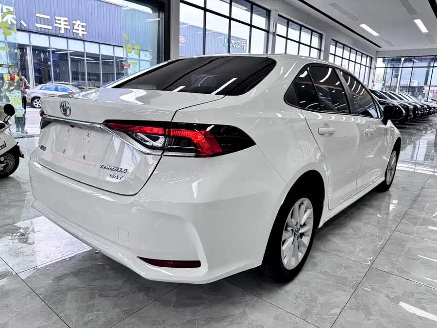 Toyota Corolla, 2021 — фото 5