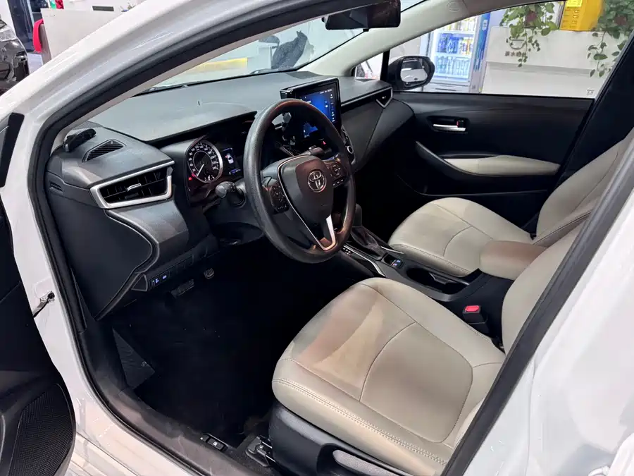 Toyota Corolla, 2021 — фото 5