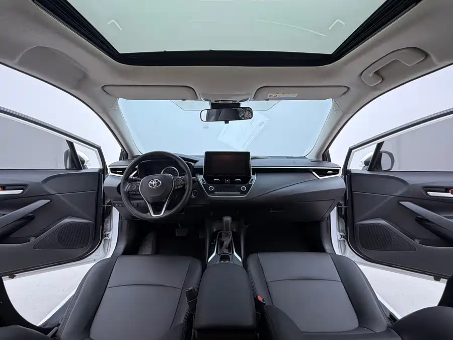 Toyota Corolla, 2022 — фото 5