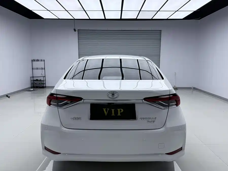 Toyota Corolla, 2022 — фото 5