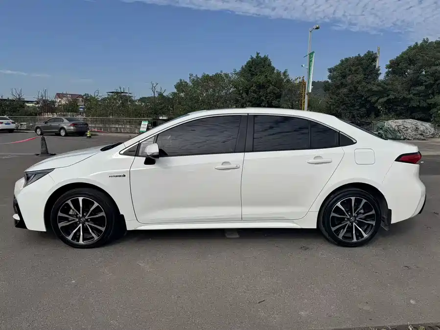 Toyota Levin, 2022 — фото 3
