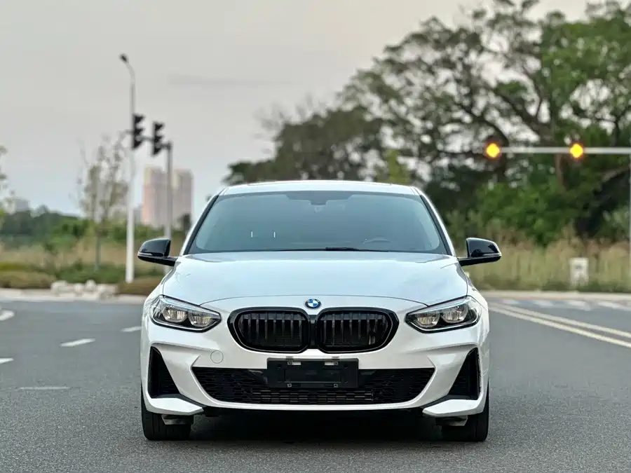 BMW 1-series, 2021 — фото 2