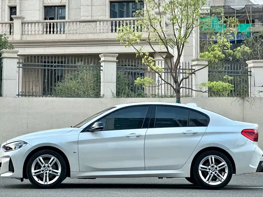 BMW 1-series, 2021 — фото 4