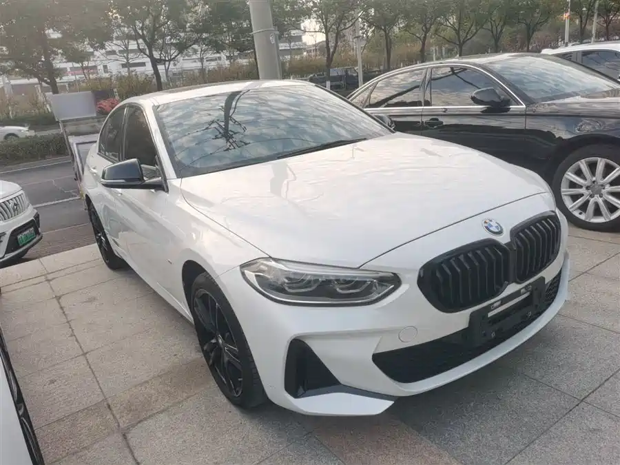 BMW 1-series, 2022 — фото 3