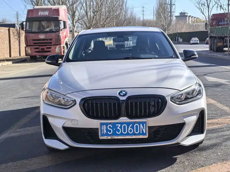 BMW 1-series, 2022 — фото 2