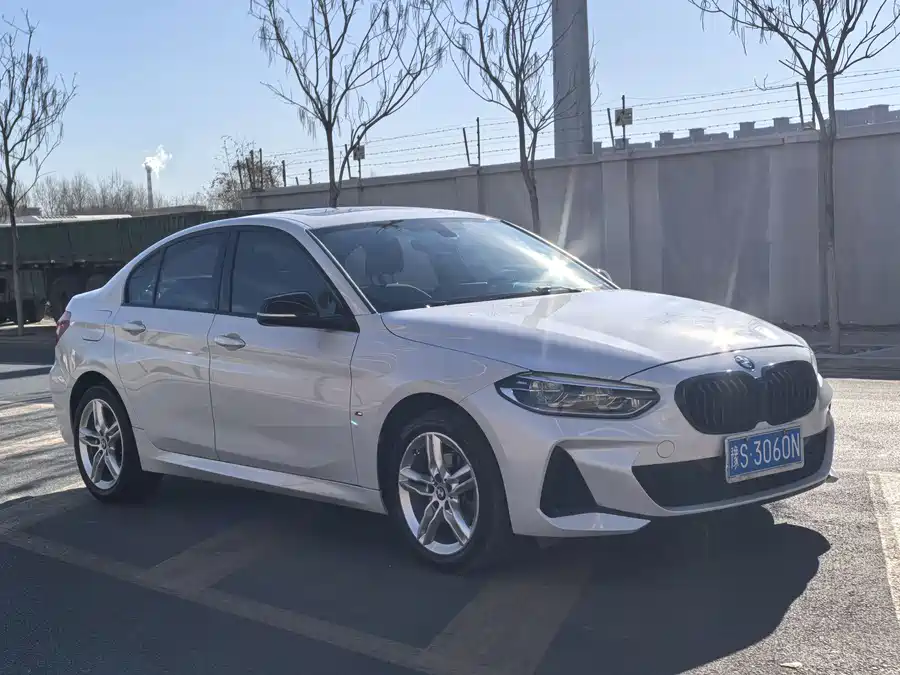 BMW 1-series, 2022 — фото 3