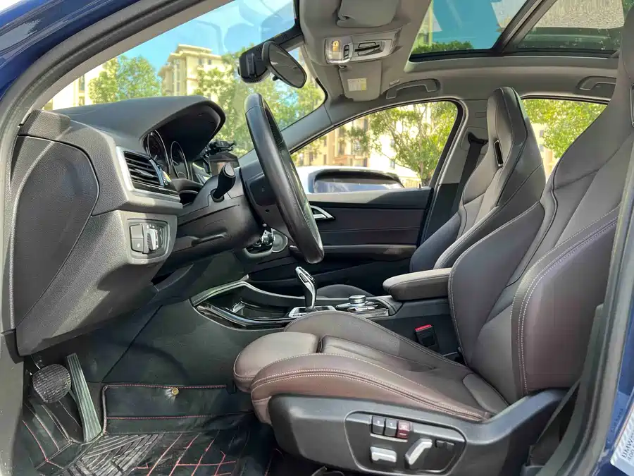 BMW 1-series, 2021 — фото 5