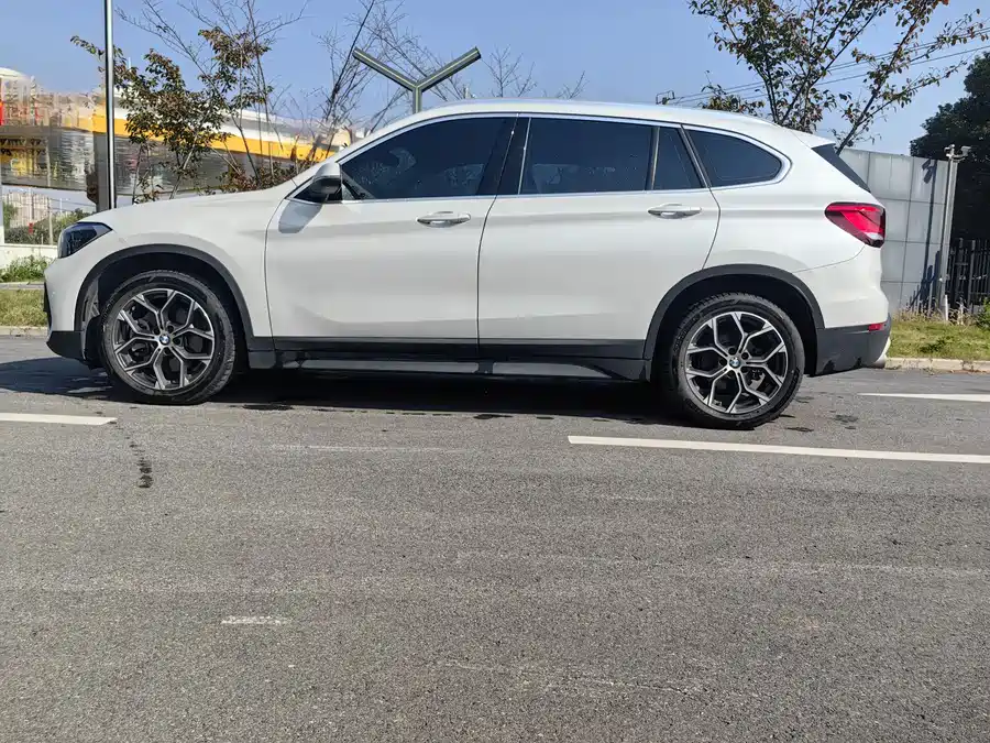 BMW X1, 2022 — фото 2