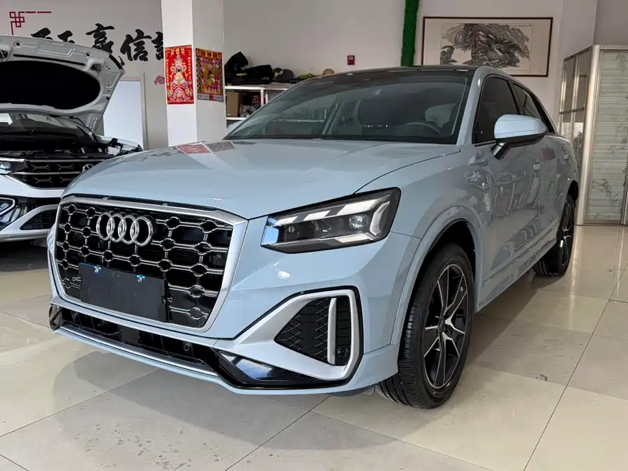 Audi Q2L, 2022