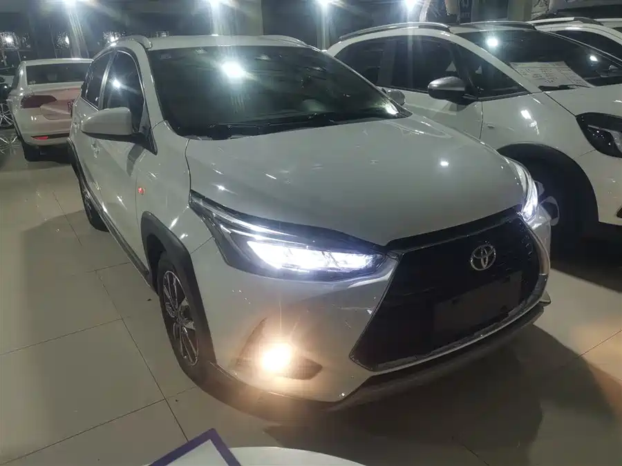 Toyota Yaris L, 2023 — фото 3