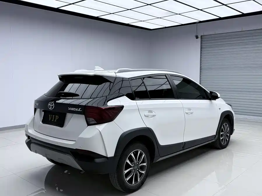 Toyota Yaris L, 2021 — фото 4