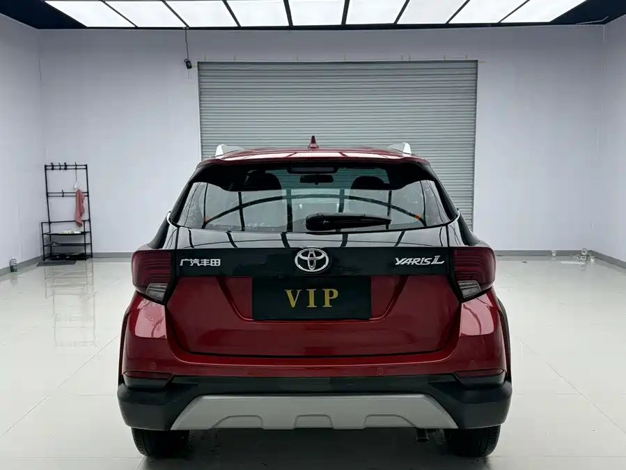 Toyota Yaris L, 2022 — фото 5