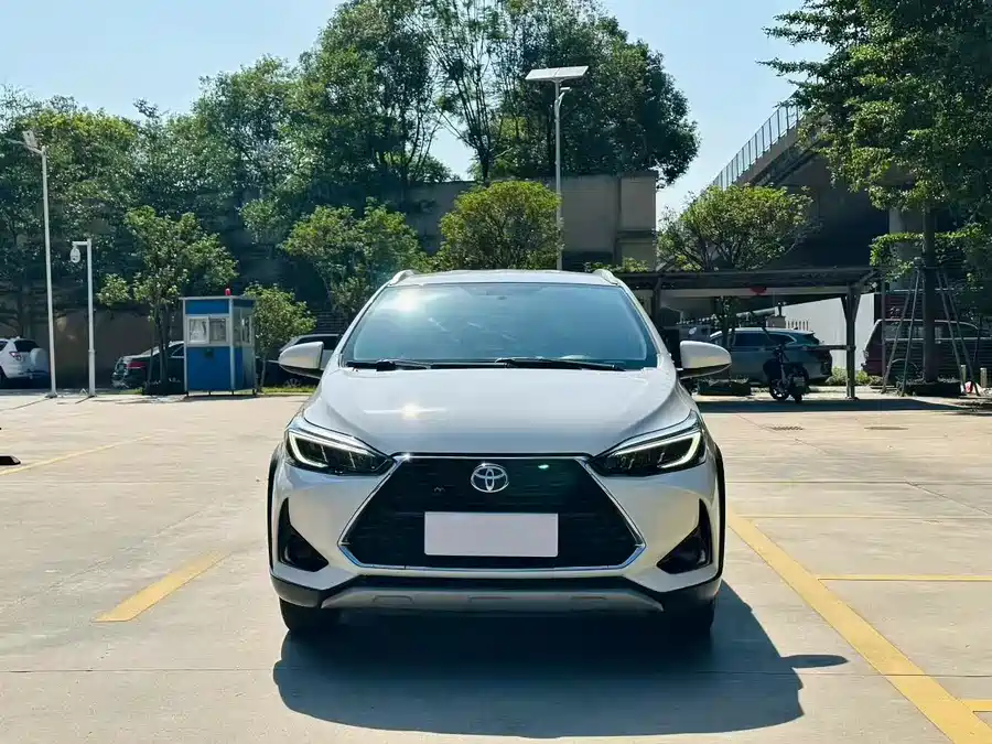 Toyota Yaris L, 2021 — фото 2