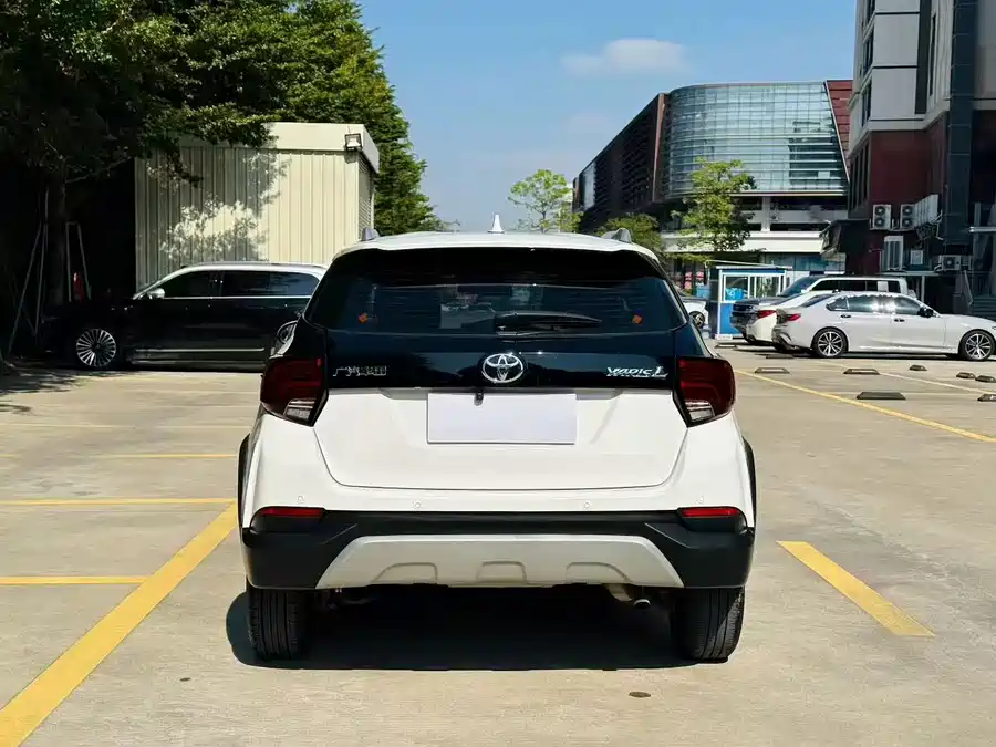 Toyota Yaris L, 2021 — фото 3