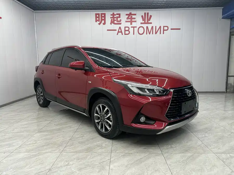 Toyota Yaris L, 2022 — фото 2