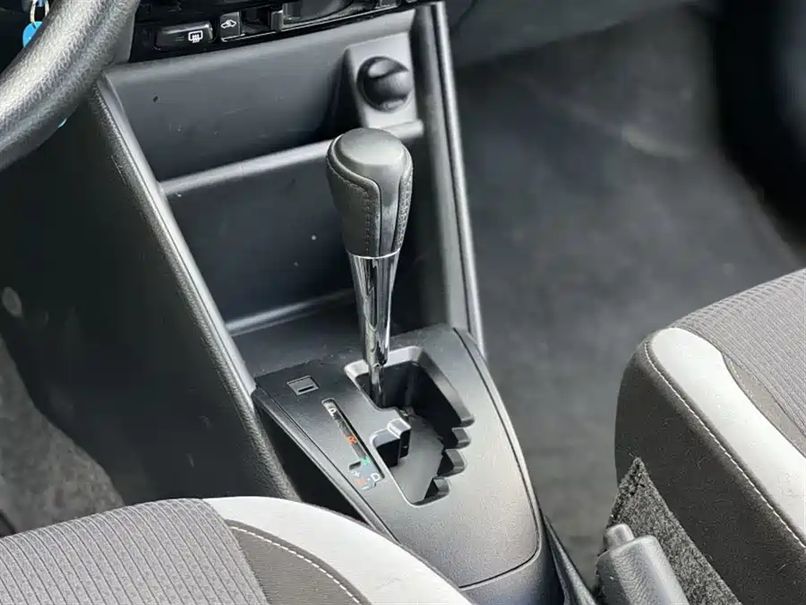 Toyota Yaris L, 2021 — фото 2