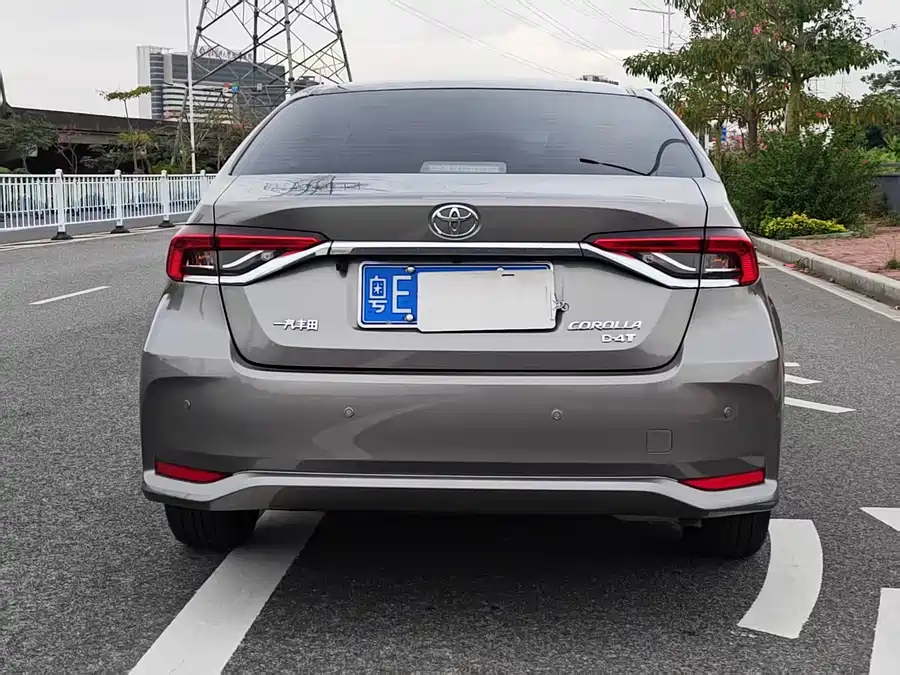 Toyota Corolla, 2022 — фото 5