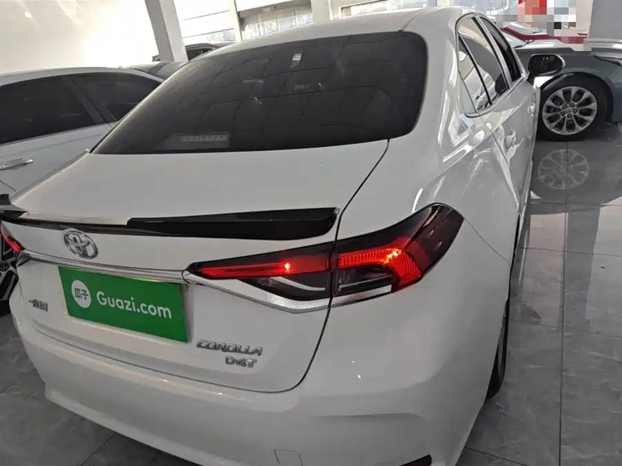 Toyota Corolla, 2022 — фото 5