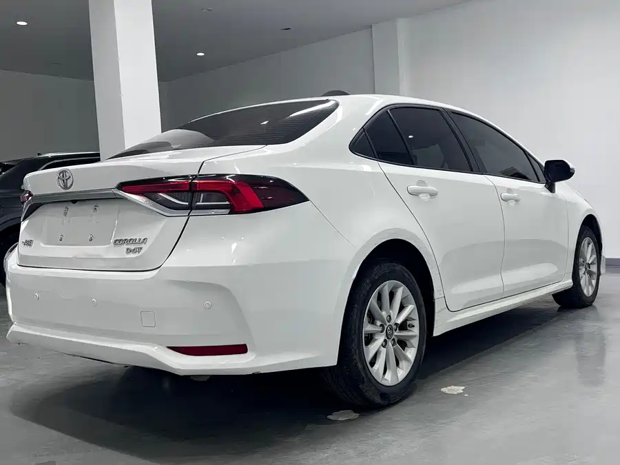 Toyota Corolla, 2022 — фото 4