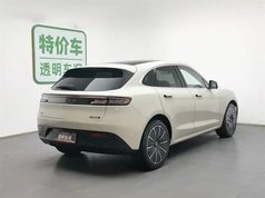 问界M5 2022款 纯电四驱性能版