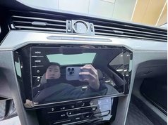 迈腾 2023款 200万辆纪念版 330TSI DSG豪华型