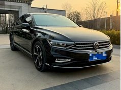 迈腾 2023款 200万辆纪念版 330TSI DSG豪华型