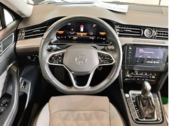 迈腾 2023款 200万辆纪念版 330TSI DSG领先型