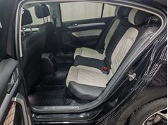 迈腾 2023款 200万辆纪念版 330TSI DSG豪华型