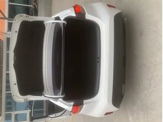 雷凌 2023款 智能电混双擎 1.8L 豪华版