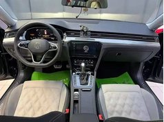 迈腾 2023款 200万辆纪念版 330TSI DSG豪华型