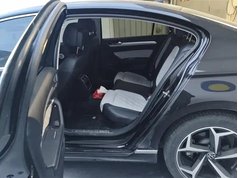 迈腾 2023款 200万辆纪念版 330TSI DSG豪华型