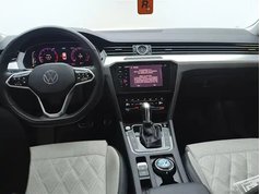 迈腾 2023款 200万辆纪念版 330TSI DSG豪华型