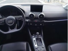 奥迪Q2L 2022款 35 TFSI 时尚动感型