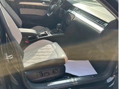 迈腾 2023款 200万辆纪念版 330TSI DSG豪华型