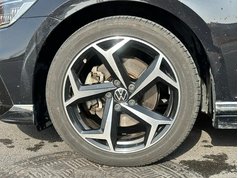 迈腾 2023款 200万辆纪念版 330TSI DSG豪华型