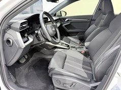 奥迪A3 2023款 A3L Limousine 35 TFSI 时尚运动型