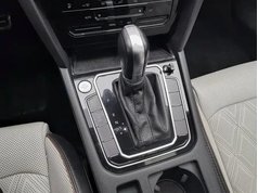 迈腾 2023款 200万辆纪念版 330TSI DSG豪华型