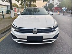 凌渡 2021款 230TSI DSG风尚版