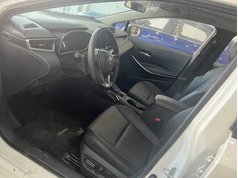 雷凌 2023款 智能电混双擎 1.8L 运动版