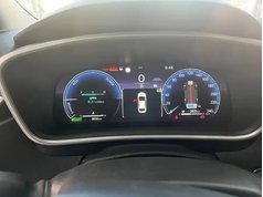 雷凌 2023款 智能电混双擎 1.8L 运动版