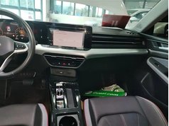 凌渡 2023款 凌渡L 280TSI DSG炫辣版