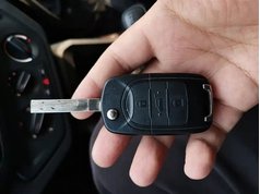 五菱宏光 2021款 1.5L S基本型LAR