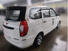 五菱宏光 2020款 1.2L S基本型国VI LSI