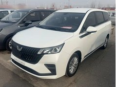 五菱佳辰 2022款 1.5L 手动乐享精英型