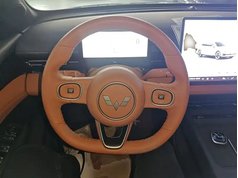 五菱星光 2025款 610km 智能旗舰型