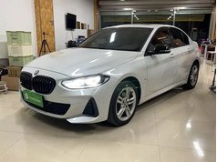 宝马1系 2022款 120i M运动曜夜版