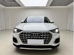 奥迪Q3 2022款 35 TFSI 时尚动感型