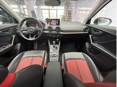 奥迪Q2L 2020款 35 TFSI 时尚动感型